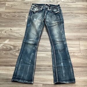 Classic Flare Women's Jeans in Washed Blue